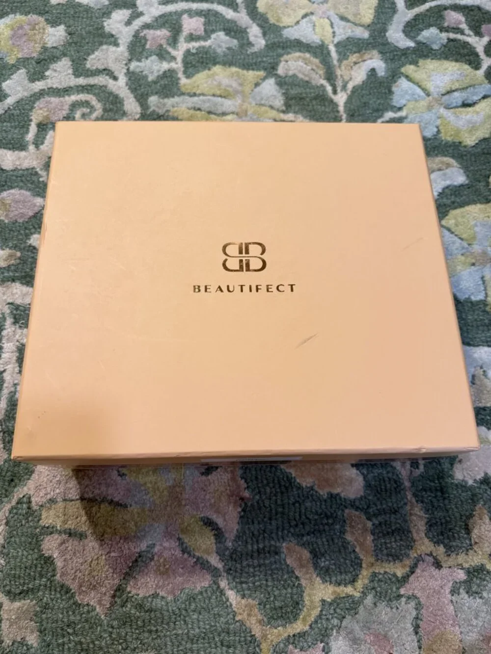 Beautifect VGUC Portable Makeup Vanity Box